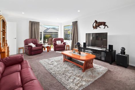 Photo of property in 18 Boysenberry Grove, Richmond, 7020