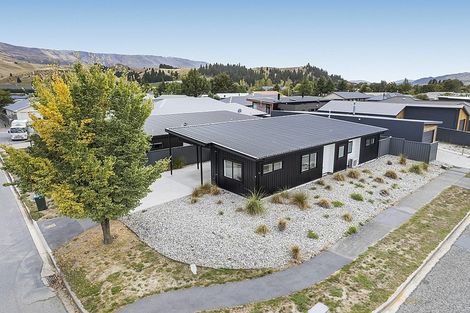 Photo of property in 59 Wishart Crescent, Cromwell, 9310