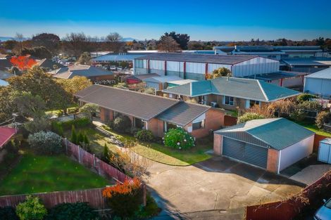 Photo of property in 20 Takaro Avenue, Sockburn, Christchurch, 8042