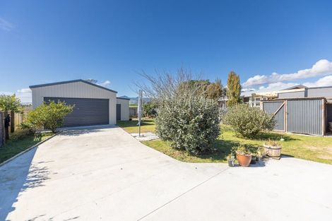 Photo of property in 15a Carthew Street, Okato, 4335
