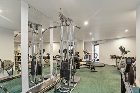 Photo of property in 5d/173 Hurstmere Road, Takapuna, Auckland, 0622