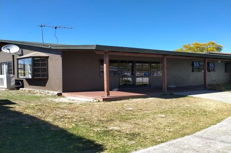 Photo of property in 12 Ashworth Street, Alexandra, 9320