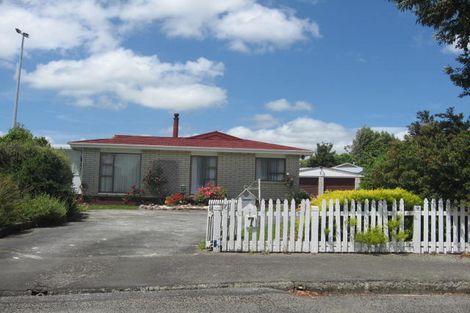 Photo of property in 7 Totara Place, Pahiatua, 4910