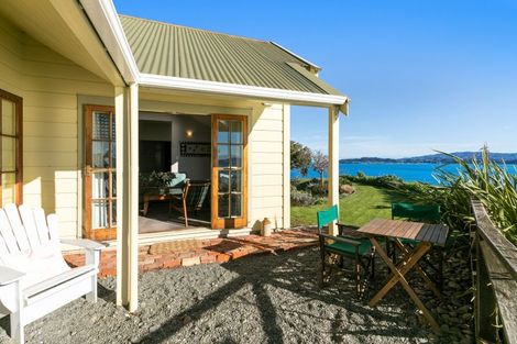 Photo of property in 465 Muritai Road, Eastbourne, Lower Hutt, 5013