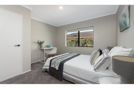 Photo of property in 5 Ngamotu Place, Mount Maunganui, 3116