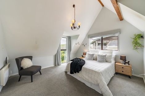 Photo of property in 66 Woodhouse Avenue, Karori, Wellington, 6012