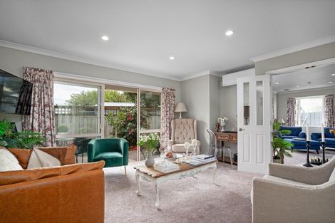 Photo of property in 42a Cambridge Terrace, Masterton, 5810