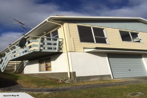 Photo of property in 24a Fitzpatrick Street, Newlands, Wellington, 6037