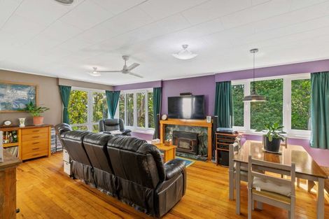 Photo of property in 917 South Head Road, South Head, Helensville, 0874