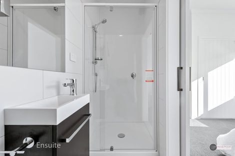 Photo of property in 2/51 Kings Crescent, Hutt Central, Lower Hutt, 5010