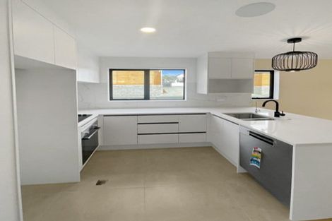 Photo of property in 3/2 Ayr Road, Pakuranga, Auckland, 2010