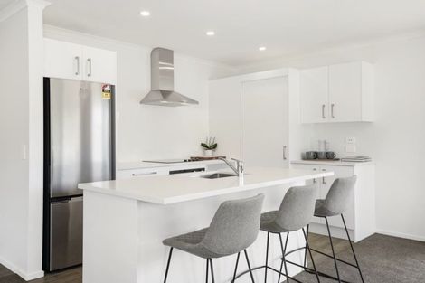 Photo of property in 13 Kahikatea Drive, Kinloch, Taupo, 3377