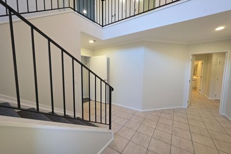 Photo of property in 14 Murrayfield Lane, Manurewa, Auckland, 2105