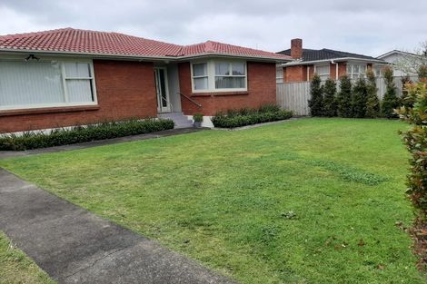 Photo of property in 68 Bader Drive, Mangere, Auckland, 2022