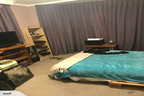 Photo of property in 13 Woodhouse Street, Linwood, Christchurch, 8062