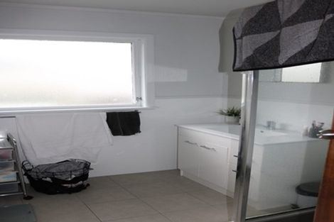 Photo of property in 12a Helena Road, Hillcrest, Hamilton, 3216