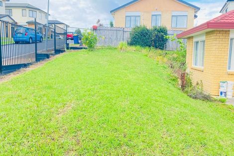 Photo of property in 12 Ali Place, Ranui, Auckland, 0612