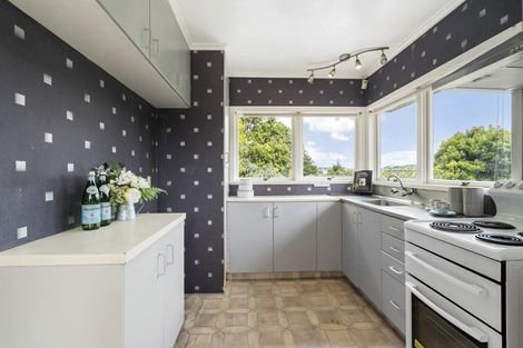 Photo of property in 1/21 Evelyn Place, Hillcrest, Auckland, 0627