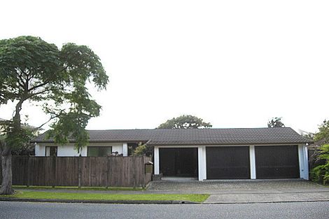 Photo of property in 39 Waddington Drive, Naenae, Lower Hutt, 5011