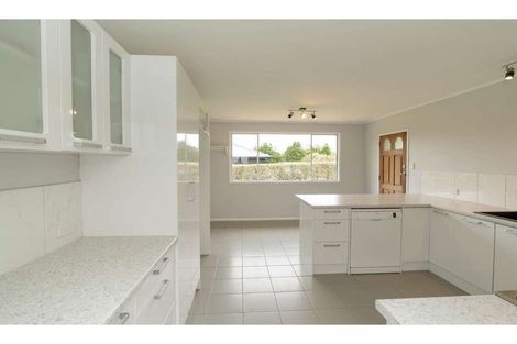 Photo of property in 74d Riddell Road, Kerikeri, 0230