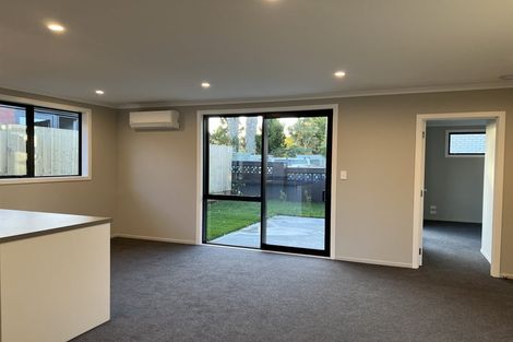 Photo of property in 2/41 Kenney Crescent, Fairfield, Hamilton, 3214