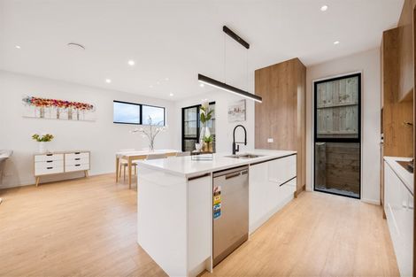Photo of property in 76 Tir Conaill Avenue, Flat Bush, Auckland, 2019