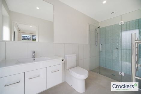 Photo of property in 1522a Old North Road, Helensville, 0875