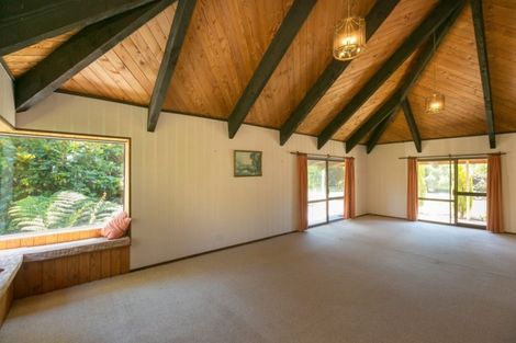 Photo of property in 276 Tikorangi Road, Tikorangi, Waitara, 4383