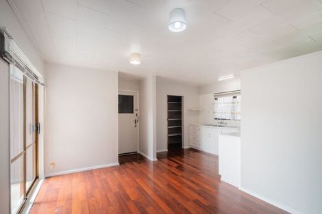 Photo of property in 17 Walton Place, Flaxmere, Hastings, 4120