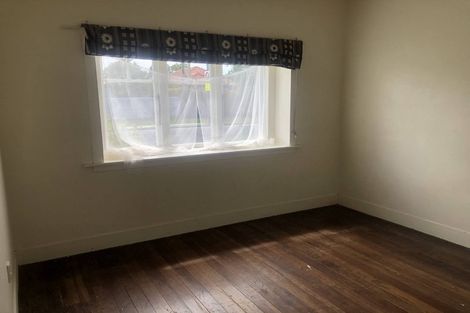 Photo of property in 11 Harris Road, Mount Wellington, Auckland, 1051