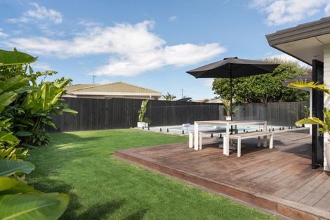 Photo of property in 10 Oleander Lane, Mount Maunganui, 3116