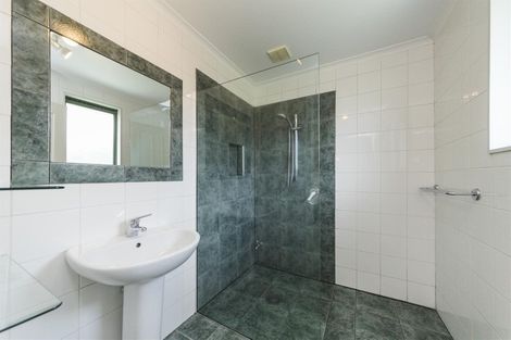 Photo of property in 19 Barnett Drive, Marton, 4710