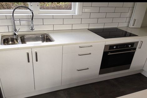 Photo of property in 1/10 Mahara Avenue, Birkenhead, Auckland, 0626