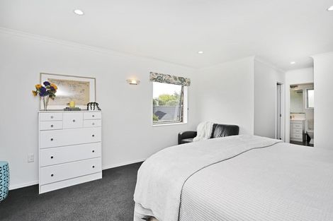 Photo of property in 16 Hoffman Court, Waikiwi, Invercargill, 9810