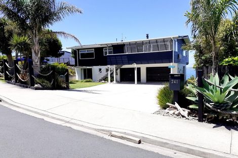 Photo of property in 241 Paku Drive, Tairua, 3508