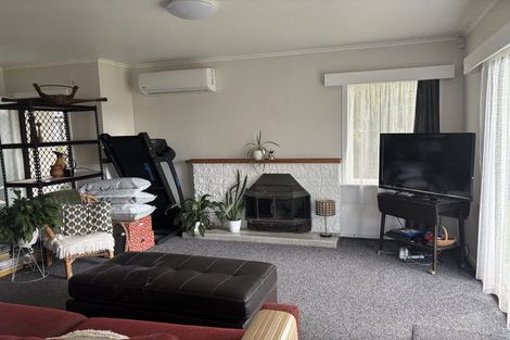 Photo of property in 5 Adams Road, Manurewa, Auckland, 2102