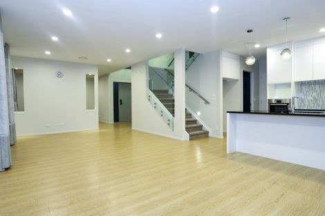 Photo of property in 18 Kingfisher Road, Silverdale, 0932