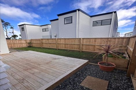 Photo of property in 3 Arapapa Road, Papakura, 2110