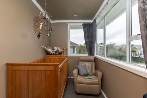 Photo of property in 12 Mexted Crescent, Ranui, Porirua, 5024