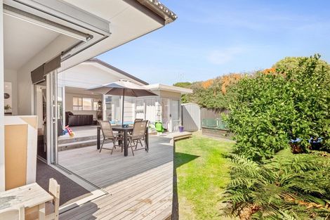 Photo of property in 46 Doment Crescent, Orewa, 0931