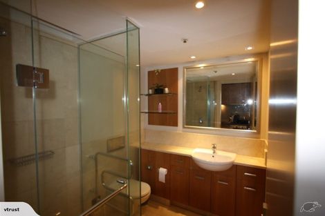 Photo of property in The Metropolis Apartments, 2710/1 Courthouse Lane, Auckland Central, Auckland, 1010