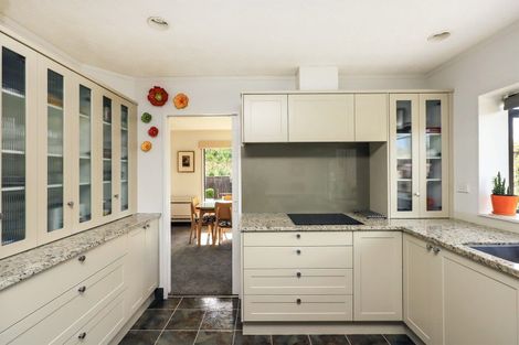 Photo of property in 8 Webb Place, Taradale, Napier, 4112