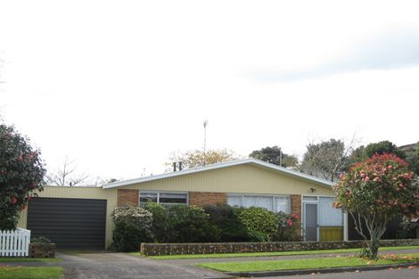 Photo of property in 10 Wesley Avenue, Frankleigh Park, New Plymouth, 4310