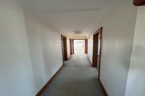 Photo of property in 110 Seaview Road, Westown, New Plymouth, 4310