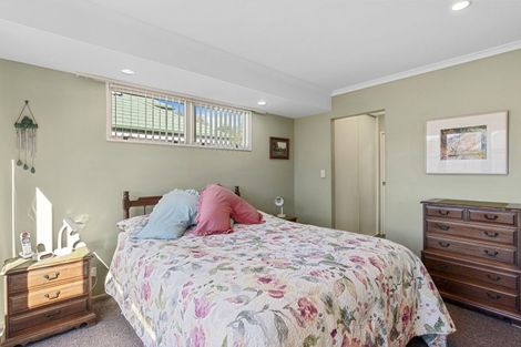 Photo of property in 15 Becmead Drive, Harewood, Christchurch, 8051