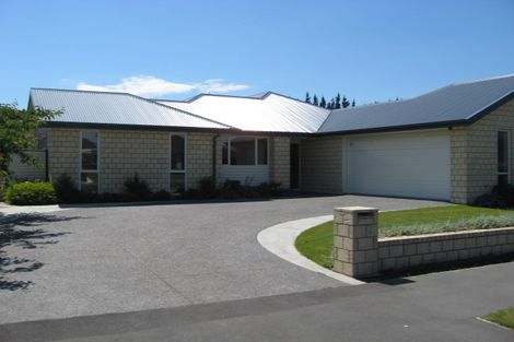 Photo of property in 19 Birkdale Drive, Shirley, Christchurch, 8061
