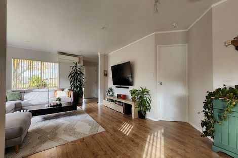 Photo of property in 42 Sheriff Place, Randwick Park, Auckland, 2105
