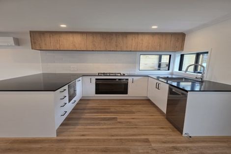 Photo of property in 3 Joseph Bolton Crescent, Wallaceville, Upper Hutt, 5018