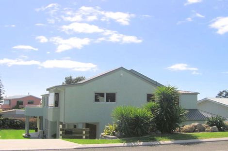 Photo of property in 221 Seaforth Road, Waihi Beach, 3611