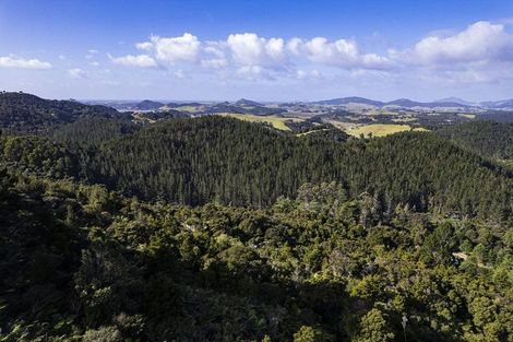 Photo of property in 74 Waiparera Road, Parua Bay, 0192